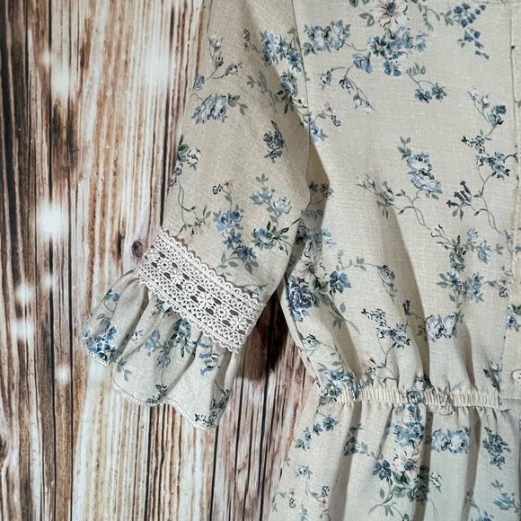 I.N Girl Floral Short Romper Size 10 100% Polyester EUC - Picture 3 of 6